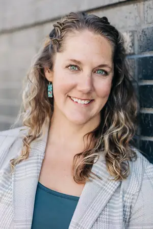Jeanna Miller Headshot